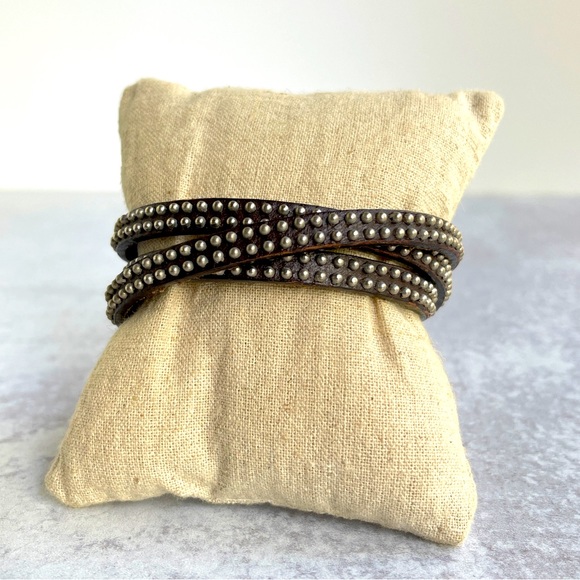 Set of Two Wrap Leather Bracelets - Picture 5 of 7